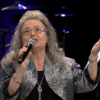 Living the Prayer Momma Use to Pray (LIVE)